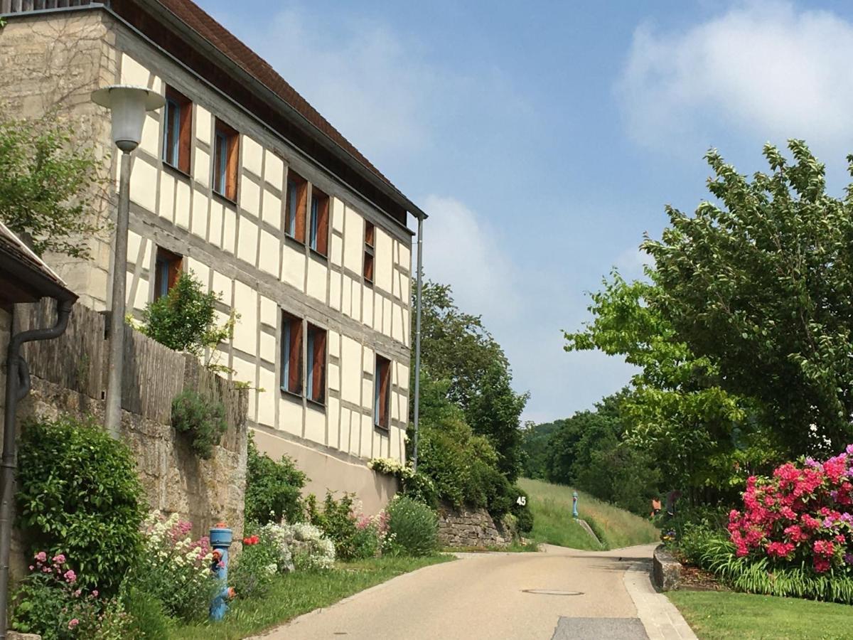 Rose Im Romantischen Taubertal Apartment